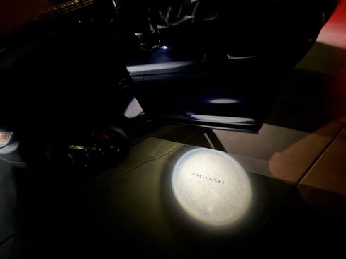 Used 2017 Jaguar F-PACE S image 17