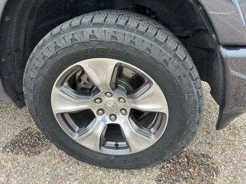 Used 2019 RAM 1500 Limited image 11