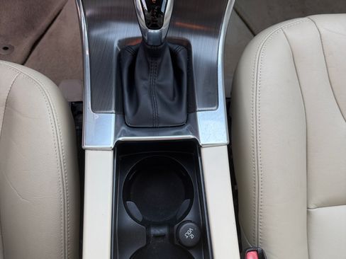 Used 2015 Volvo XC60 T5 Premier FWD image 17