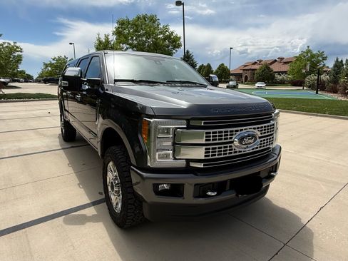 Used 2018 Ford F350 Platinum w/ Platinum Ultimate Package AWD/4WD image 10