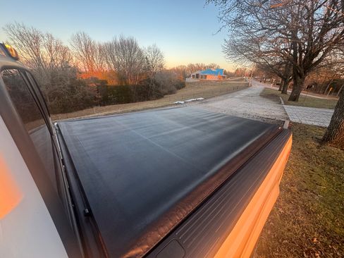 Used 2004 Ford F250 Lariat image 6