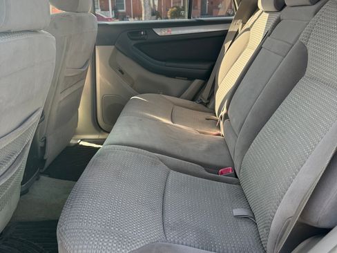 Used 2005 Toyota 4Runner Sport image 9
