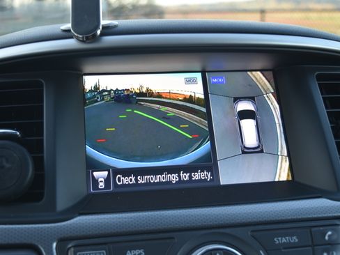 Used 2018 Nissan Pathfinder SL w/ SL Premium Package image 29