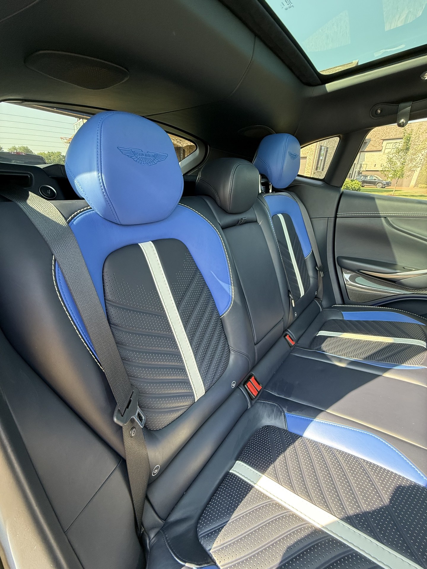 Used 2023 Aston Martin DBX 707 AWD/4WD image 19