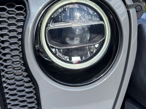 Used 2020 Jeep Wrangler Unlimited Sport image 7