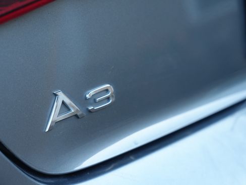 Used 2016 Audi A3 e-tron Prestige FWD image 20