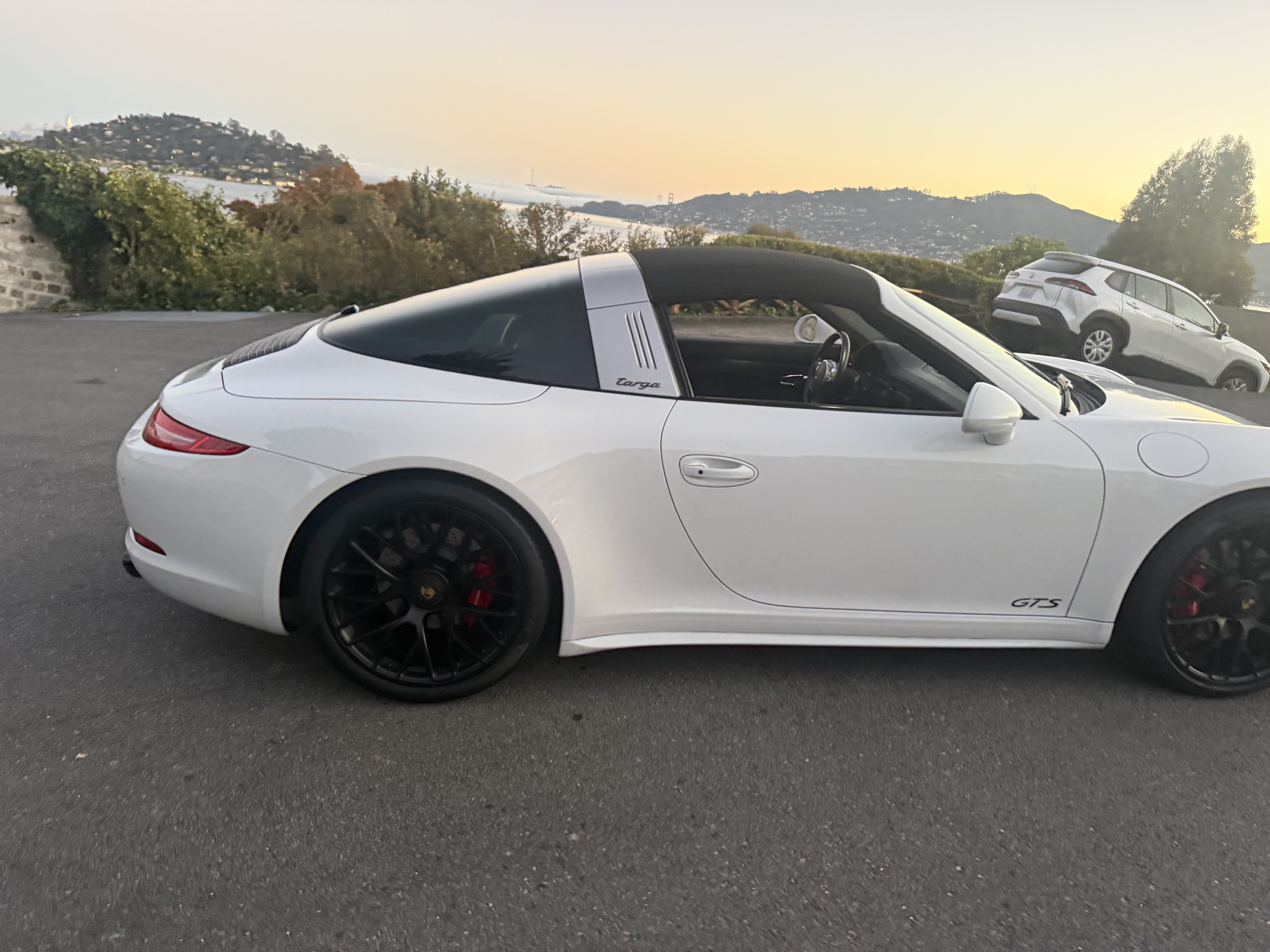 Used 2016 Porsche 911 Targa 4 GTS AWD/4WD image 2