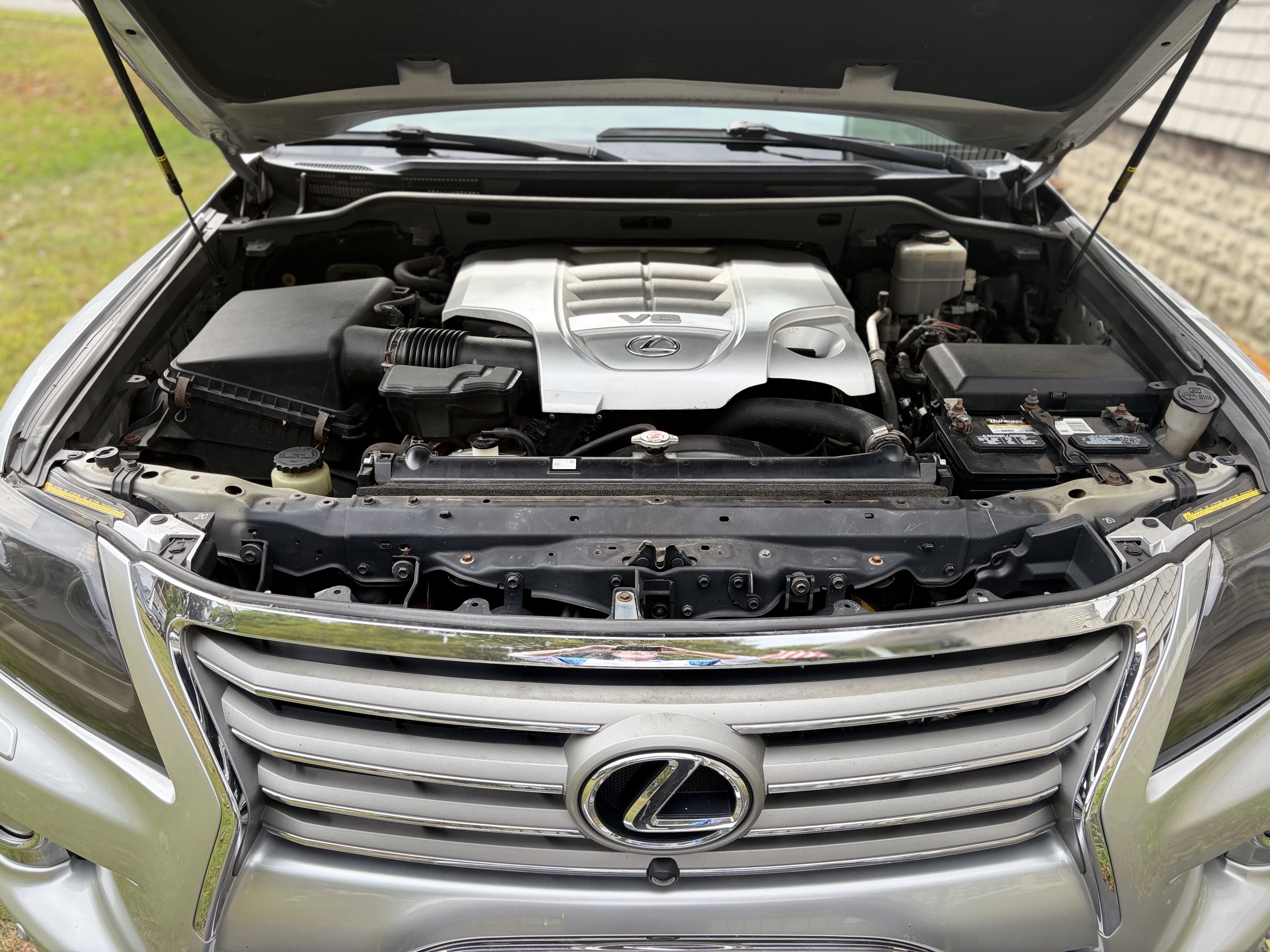Used 2013 Lexus LX 570 4WD w/ Luxury Pkg image 5