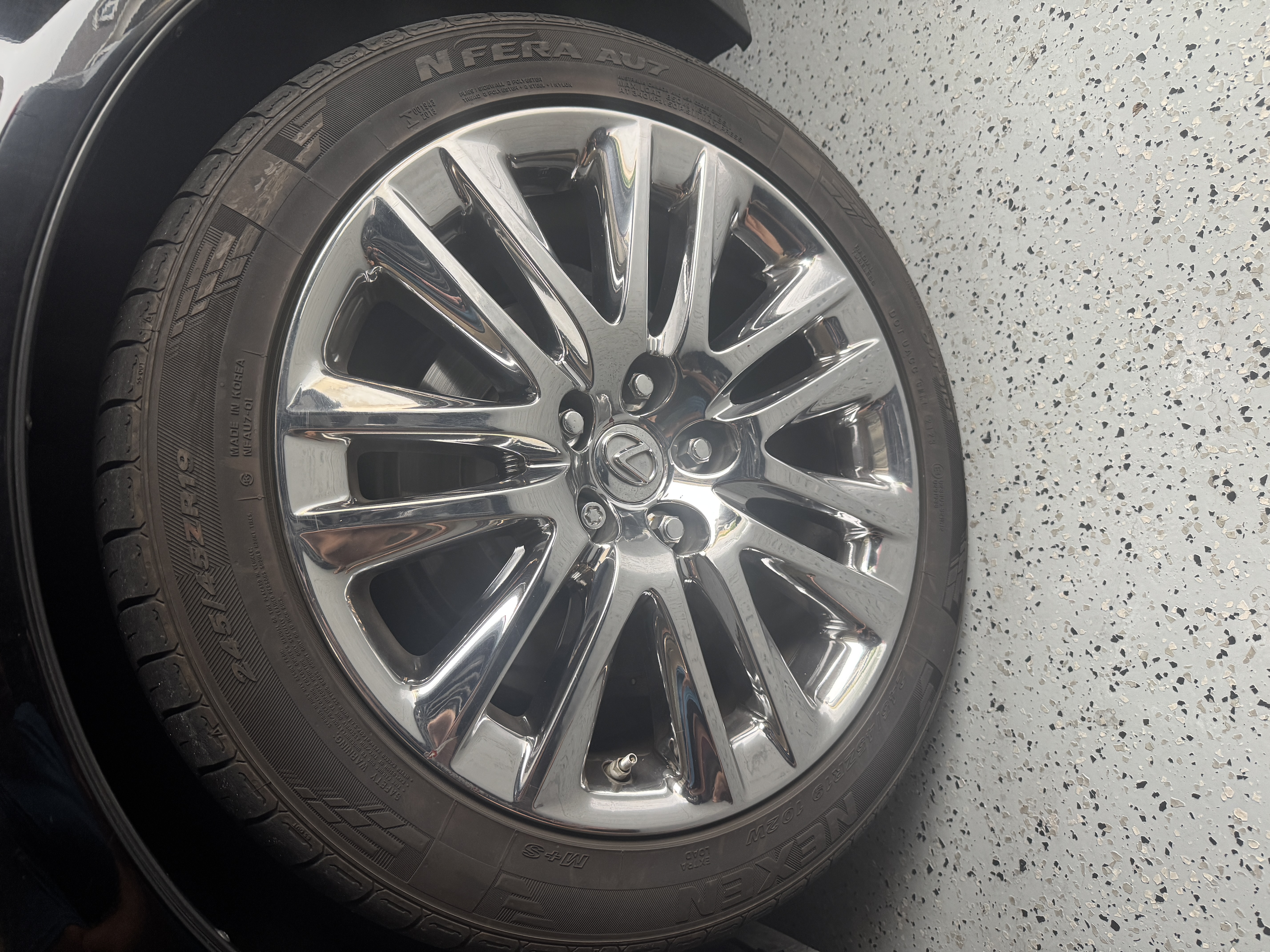 Used 2013 Lexus LS 460 w/ Comfort Pkg RWD image 15