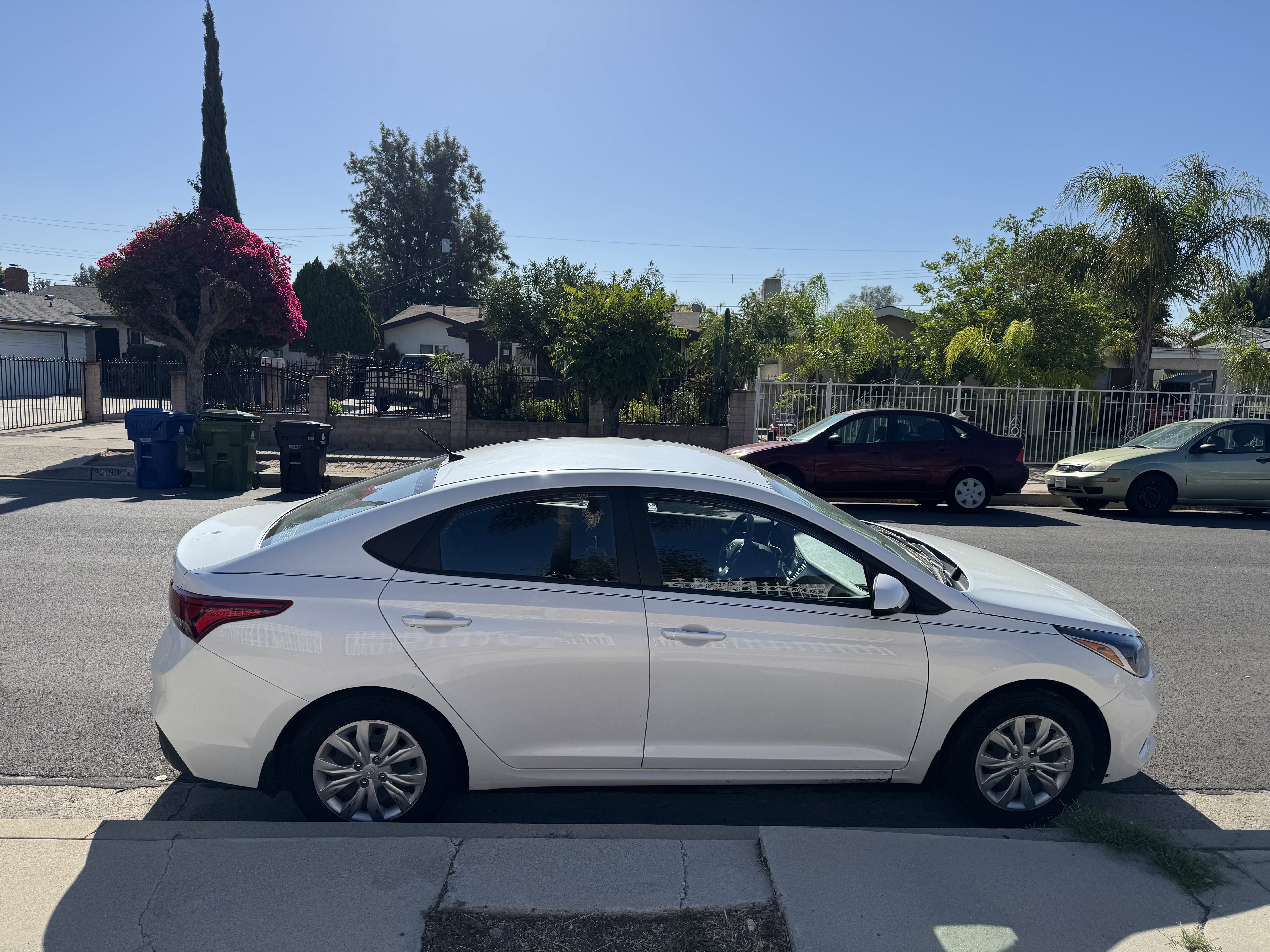 Used 2019 Hyundai Accent SE FWD image 1