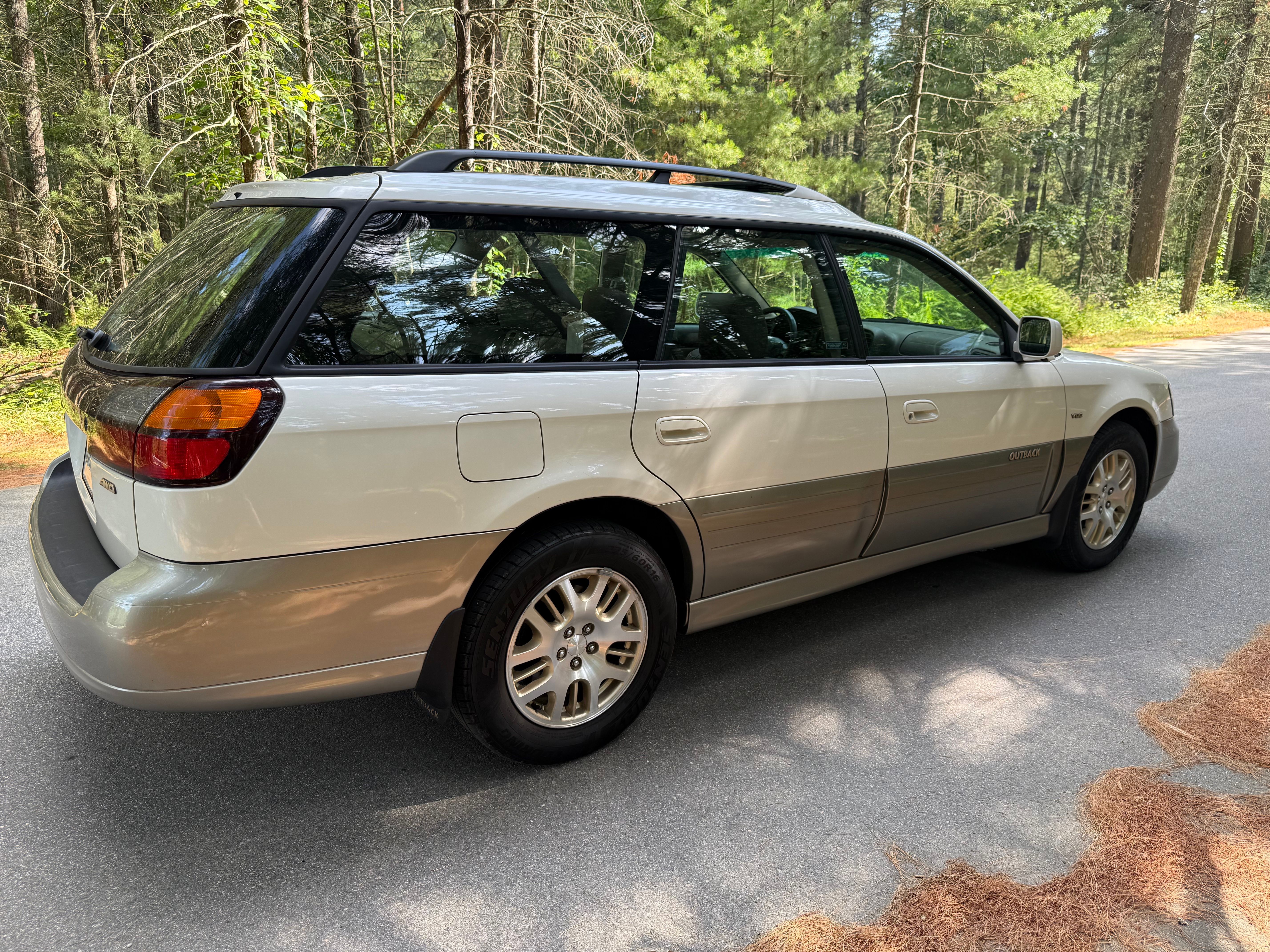Used 2002 Subaru Outback H6 AWD/4WD image 5
