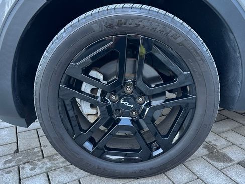 Used 2023 Kia Telluride SX Prestige X-Line image 16