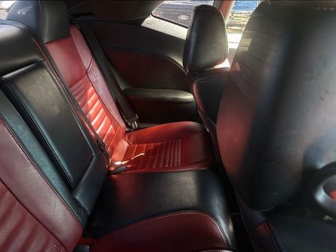 Used 2016 Dodge Challenger R/T Scat Pack image 11