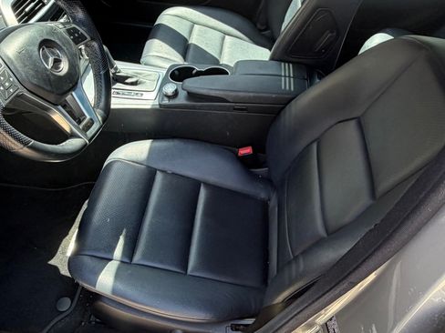 Used 2013 Mercedes-Benz C 250 Sedan image 5
