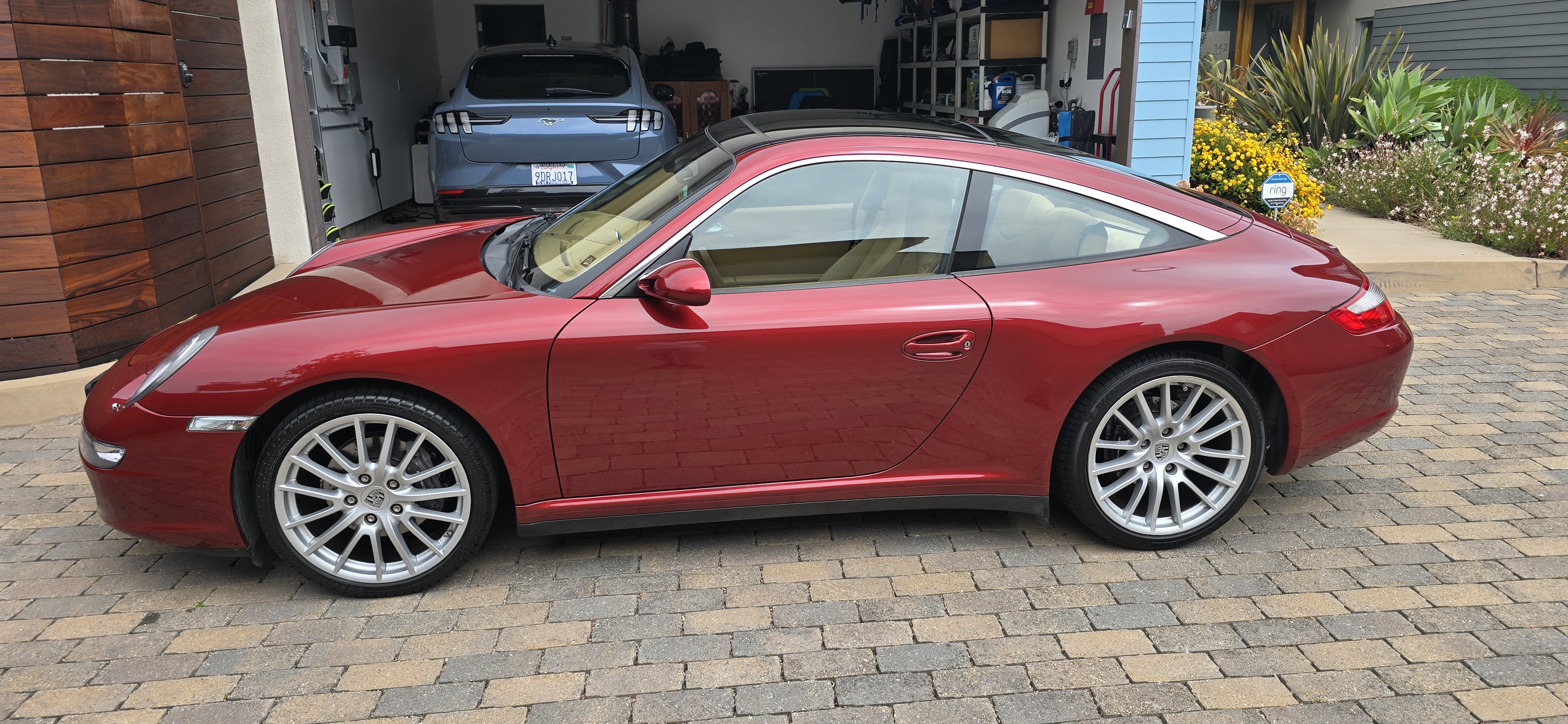 Used 2008 Porsche 911 Targa 4 AWD/4WD image 1