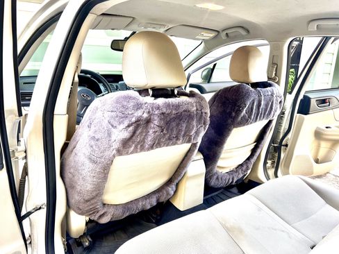 Used 2013 Subaru Impreza 2.0i image 5