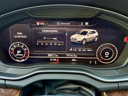 Used 2018 Audi Q5 Prestige w/ Prestige Package image 7