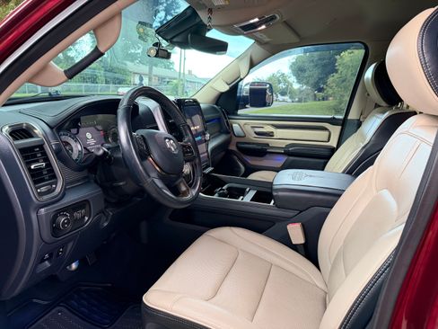 Used 2019 RAM 1500 Limited RWD image 10