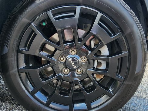 Used 2022 Kia Telluride SX w/ SX Prestige Package image 30