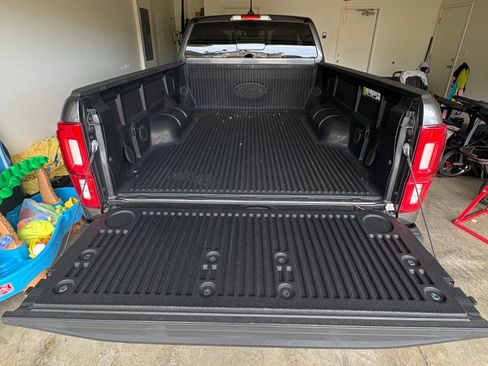 Used 2020 Ford Ranger Lariat w/ Equipment Group 501A Mid image 12