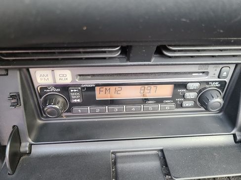 Used 2005 Honda S2000 image 8