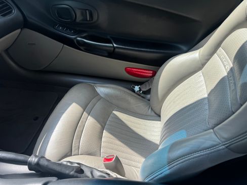 Used 1997 Chevrolet Corvette Coupe image 15