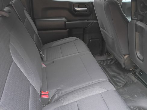 Used 2022 Chevrolet Silverado 1500 Custom image 10