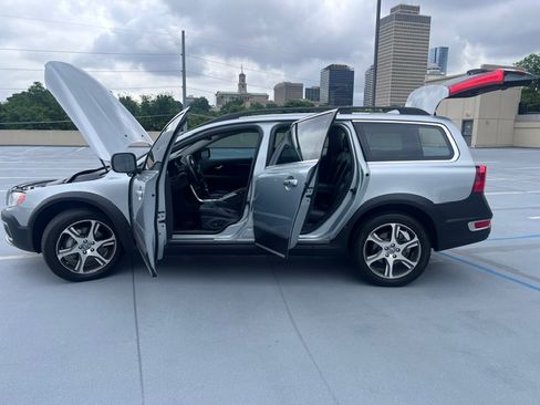Used 2013 Volvo XC70 T6 Premier Plus AWD/4WD image 13