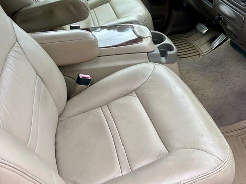 Used 2001 Ford Excursion Limited image 9