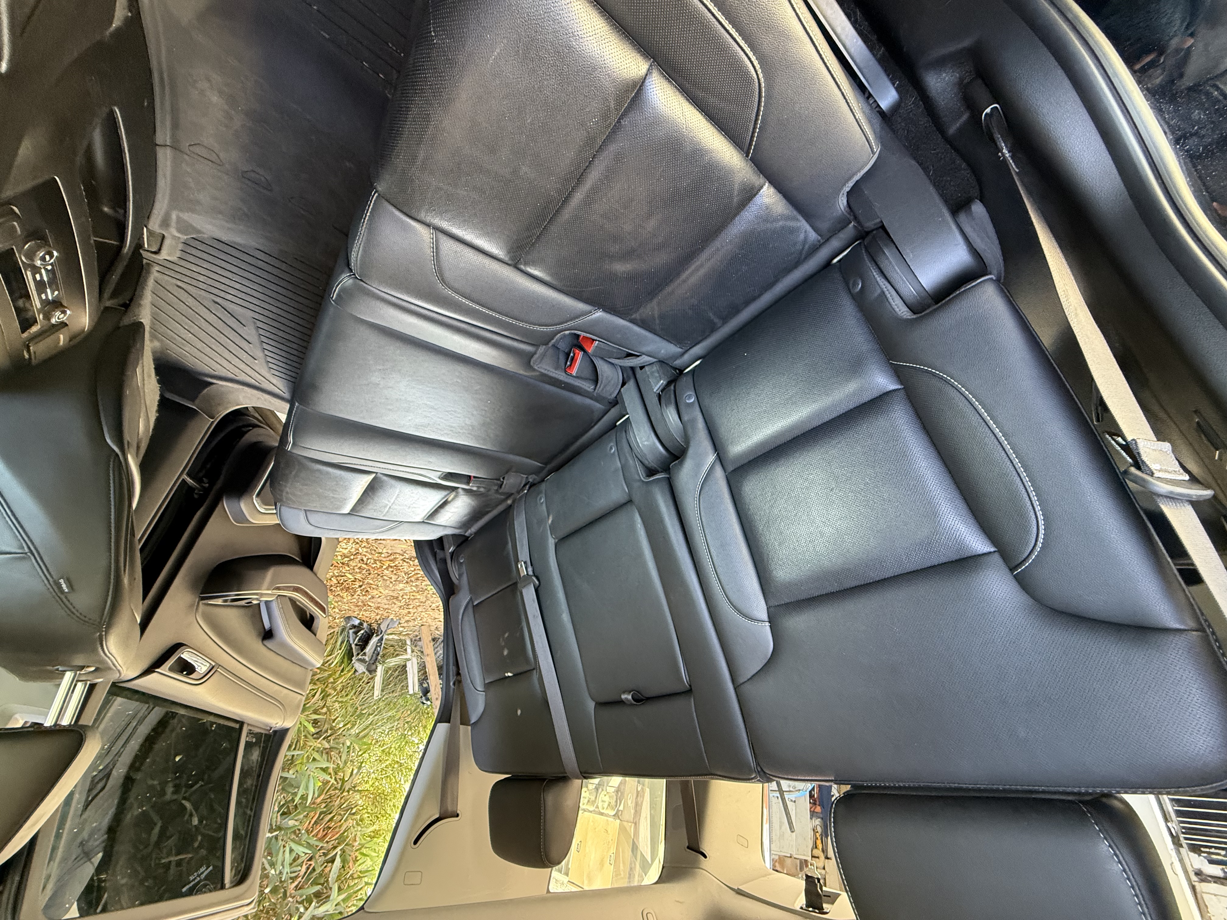 Used 2016 GMC Yukon SLT RWD image 12