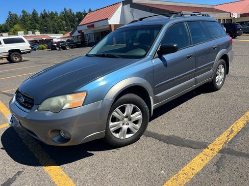 Used 2005 Subaru Outback 2.5i AWD/4WD image 2