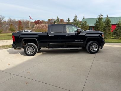 Used 2019 GMC Sierra 2500 Denali w/ Duramax Plus Package