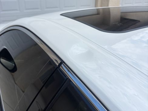 Used 2014 Lexus ES 300h w/ Premium Package w/Bamboo Trim FWD image 15
