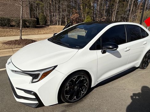 Used 2025 Toyota Corolla FX w/ Convenience Package image 1