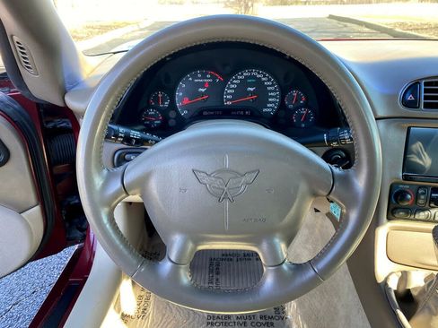 Used 2003 Chevrolet Corvette Convertible w/ Preferred Equipment Group1 image 15