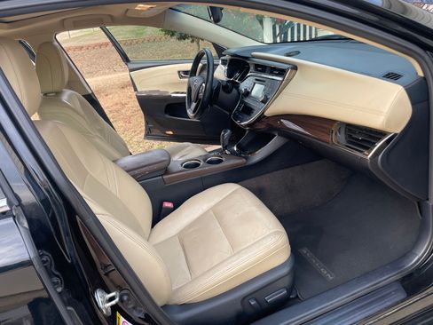 Used 2013 Toyota Avalon XLE Touring image 11