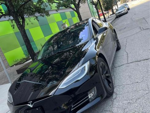 Used 2017 Tesla Model S 75 RWD image 4