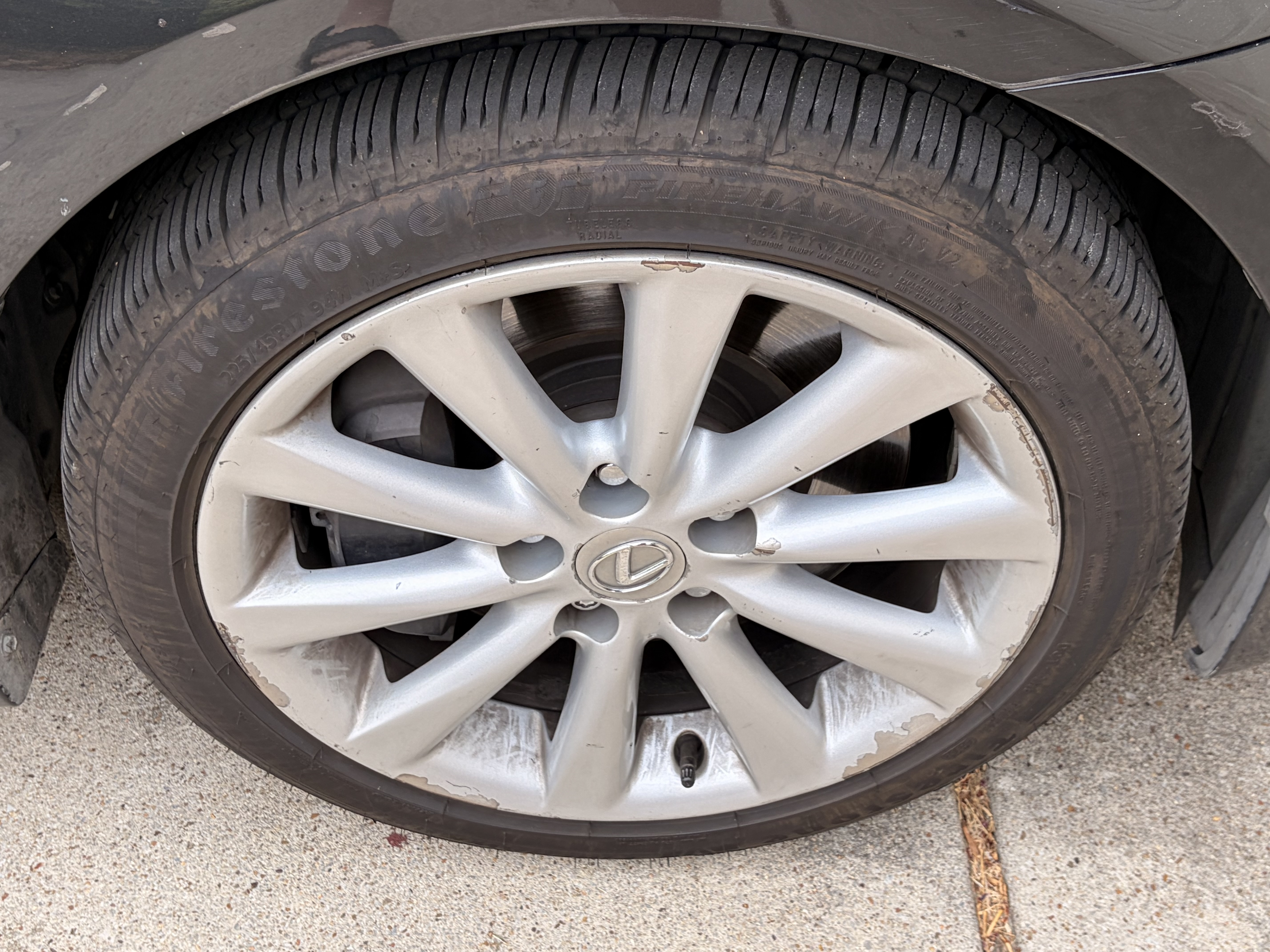 Used 2010 Lexus IS 350 w/ Preferred Accessory Package RWD image 16