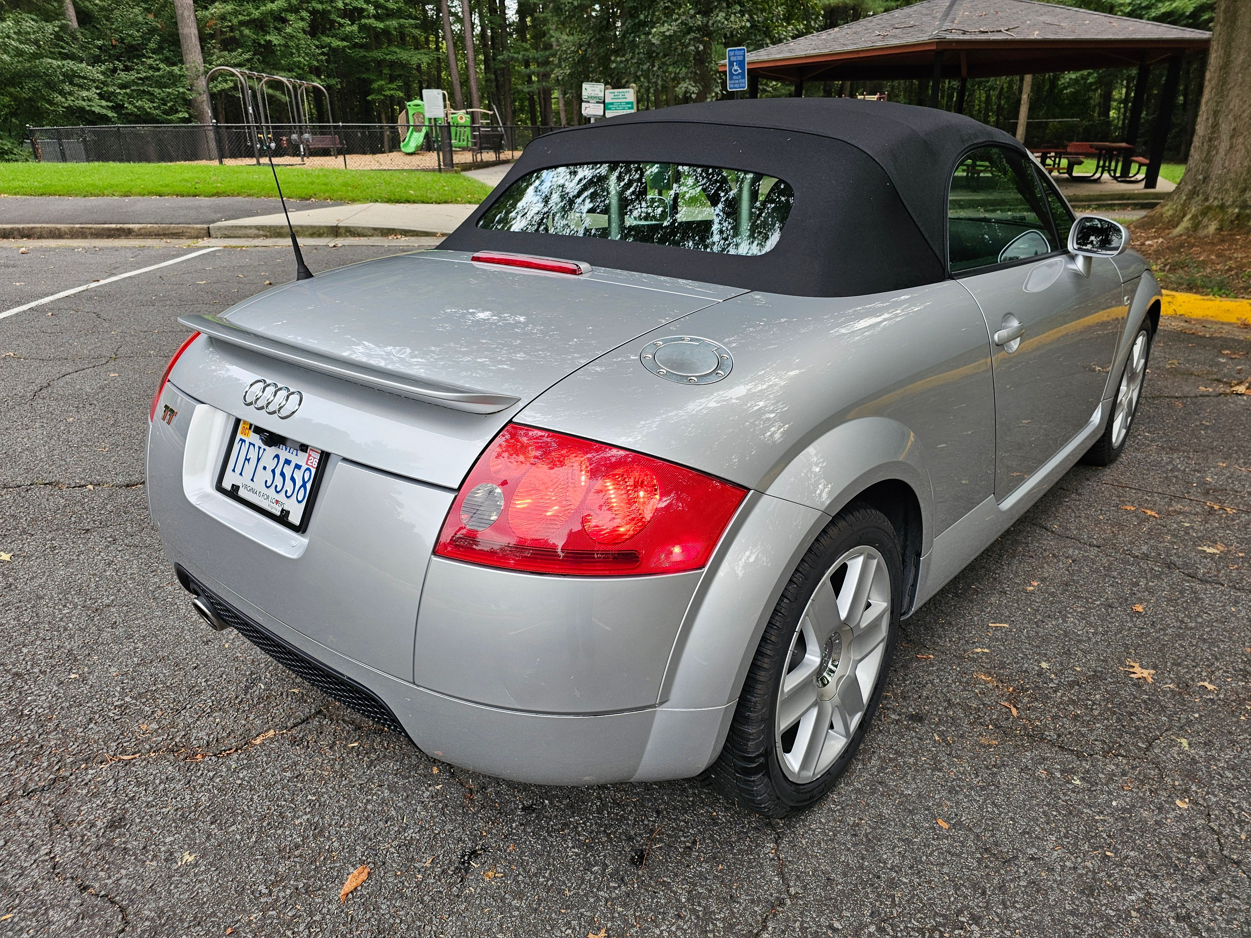 Used 2006 Audi TT 1.8T FWD image 6