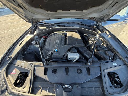 Used 2013 BMW 535i xDrive Sedan AWD/4WD image 10