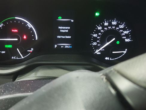 Used 2014 Toyota Camry SE image 8