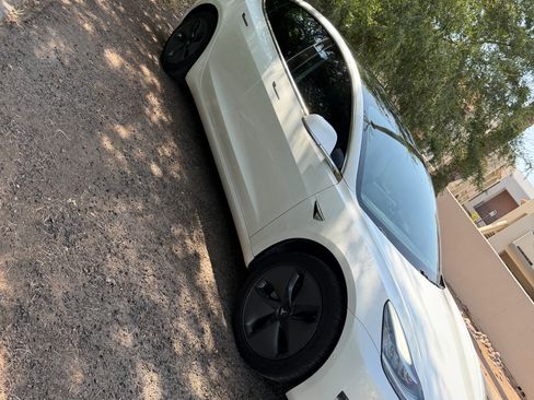 Used 2020 Tesla Model 3 Standard Range Plus RWD image 15