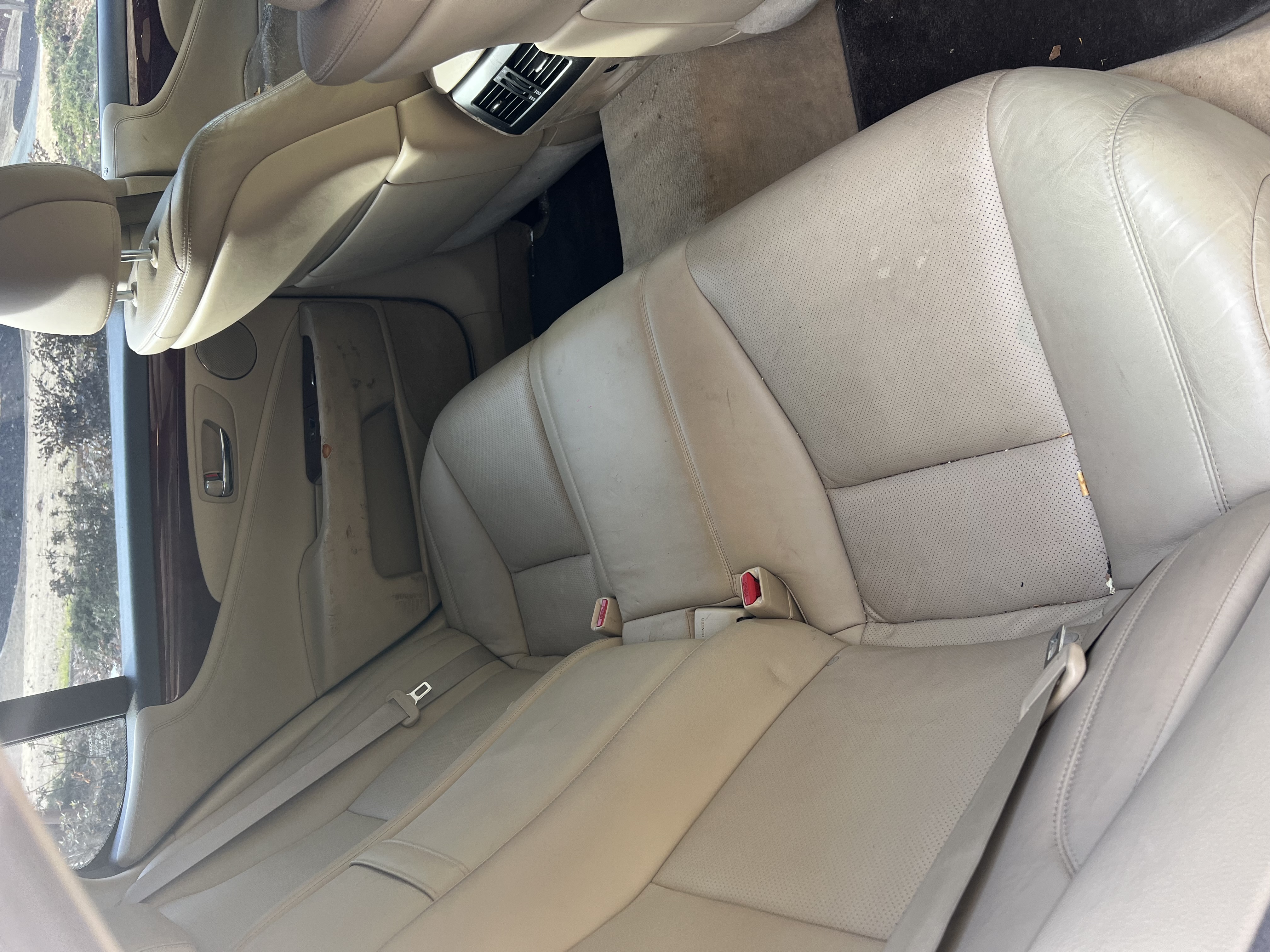 Used 2008 Lexus LS 460 w/ Comfort Pkg RWD image 2