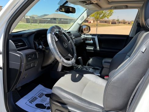 Used 2015 Toyota 4Runner SR5 Premium image 15