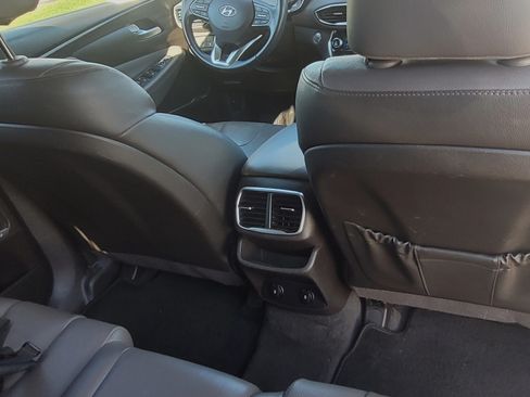 Used 2019 Hyundai Santa Fe Limited image 25