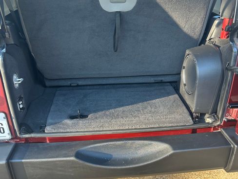 Used 2009 Jeep Wrangler Sahara w/ Dual Top Group image 13