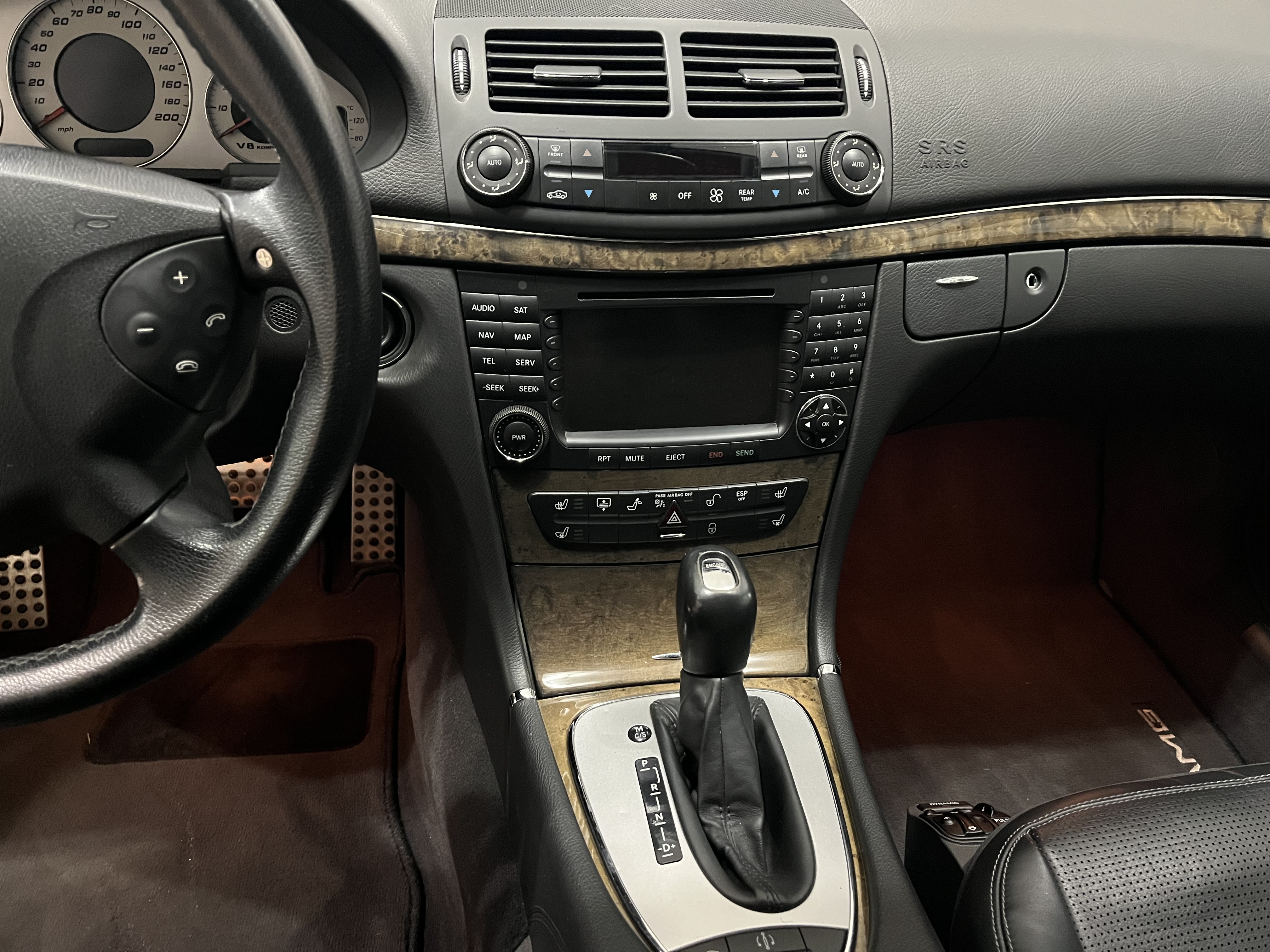 Used 2006 Mercedes-Benz E 55 AMG Sedan image 12