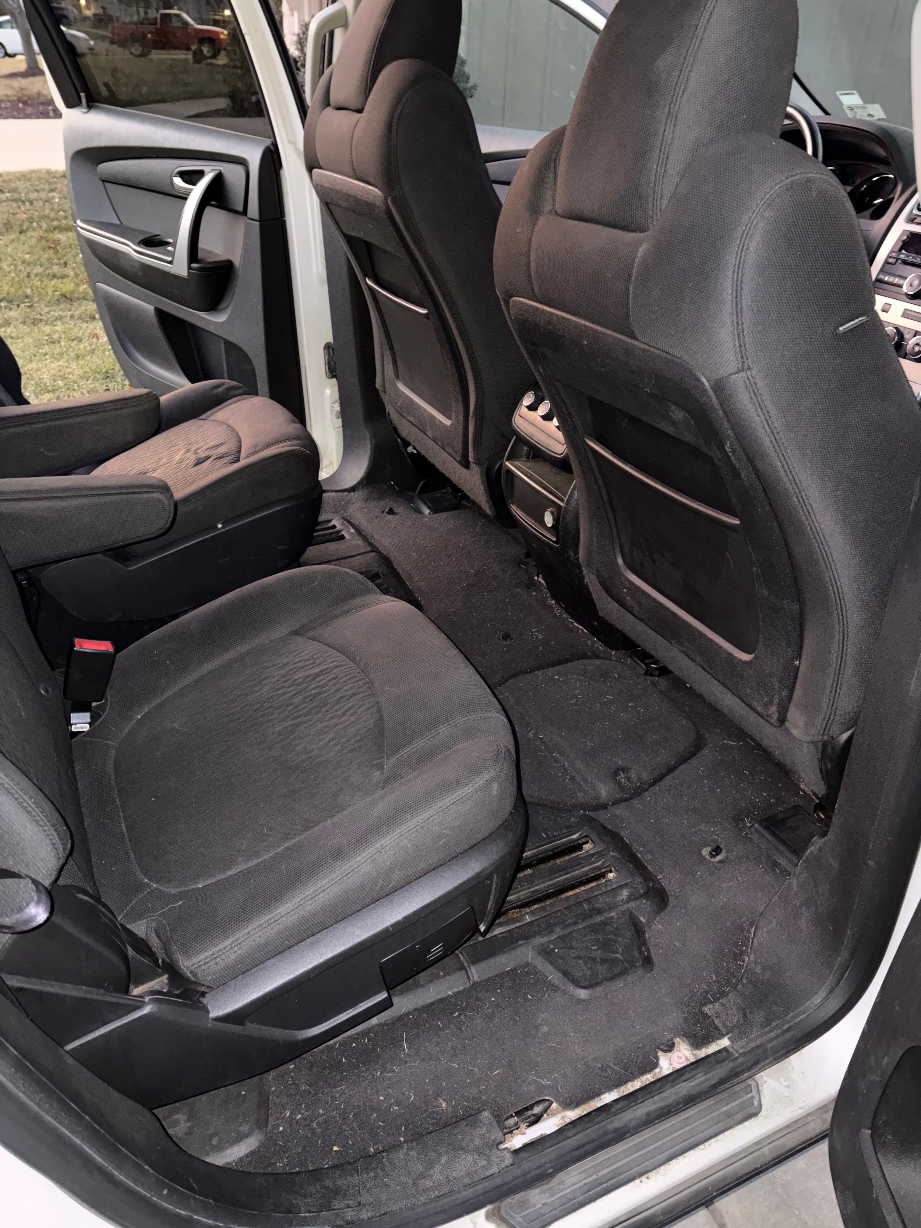 Used 2012 GMC Acadia SLE FWD image 10