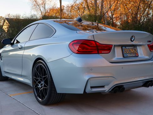 Used 2018 BMW M4 Coupe image 8