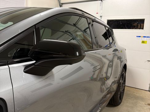 Used 2025 Chevrolet Equinox EV RS image 12